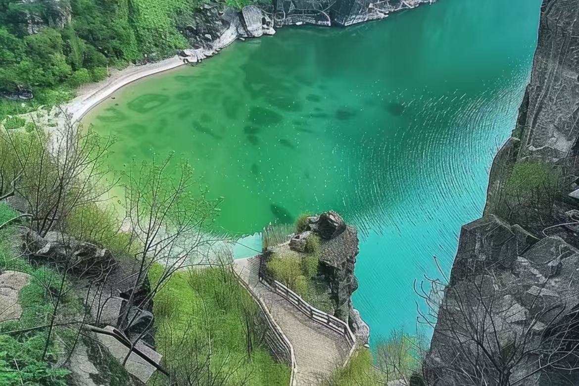 Yishui Lake